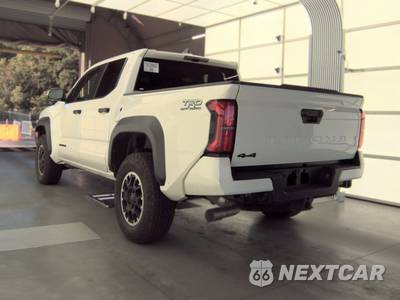 2026 Toyota Tacoma TRD Off-Road Crew Cab Medium Bed - zdjęcie 6 z 23 - miniatura