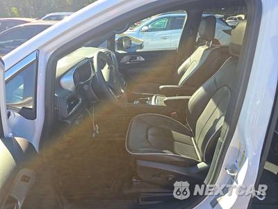 2026 Chrysler Pacifica Limited 121.6" WB - zdjęcie 7 z 22 - miniatura