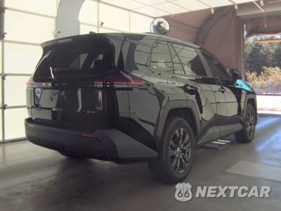2026 Toyota RAV4 Hybrid XLE Premium - zdjęcie 4 z 19 - miniatura