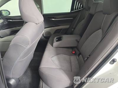 2024 Toyota Camry LE - zdjęcie 13 z 17 - miniatura