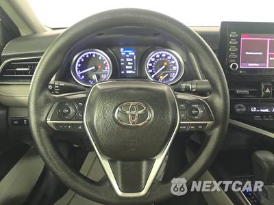 2024 Toyota Camry LE - zdjęcie 10 z 17 - miniatura