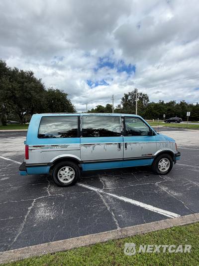 1993 Chevrolet Astro Passenger Van Minivan - zdjęcie 4 z 8 - miniatura