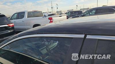 2014 Toyota Camry SE - zdjęcie 26 z 46 - miniatura