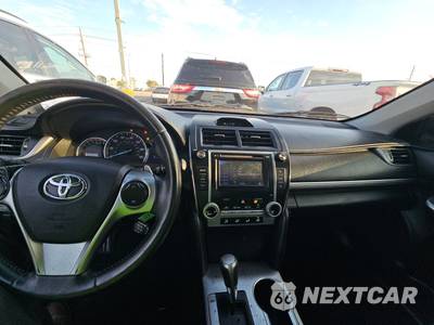 2014 Toyota Camry SE - zdjęcie 11 z 46 - miniatura