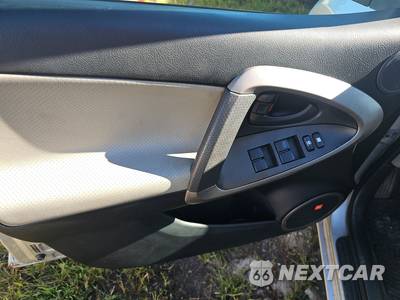 2007 Toyota RAV4 Limited - zdjęcie 9 z 37 - miniatura