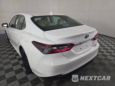 2021 Toyota Camry Hybrid LE - zdjęcie 6 z 17 - miniatura