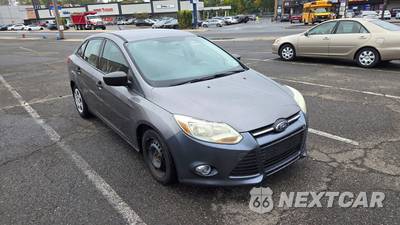 2014 Ford Focus S Sedan - zdjęcie 10 z 33 - miniatura