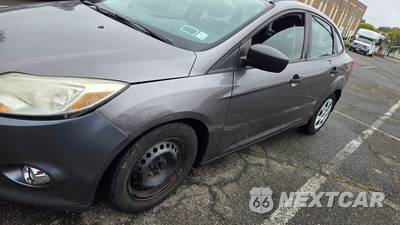 2014 Ford Focus S Sedan - zdjęcie 12 z 33 - miniatura