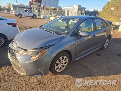2026 Toyota Corolla LE Sedan - zdjęcie 1 z 17 - miniatura