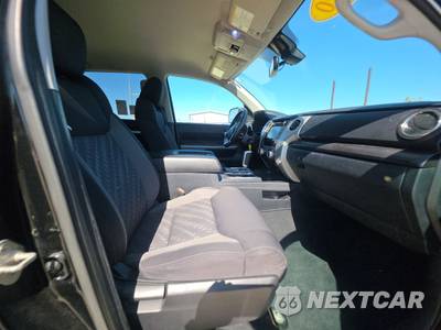 2020 Toyota Tundra SR5 Crew Cab Short Bed - zdjęcie 8 z 58 - miniatura