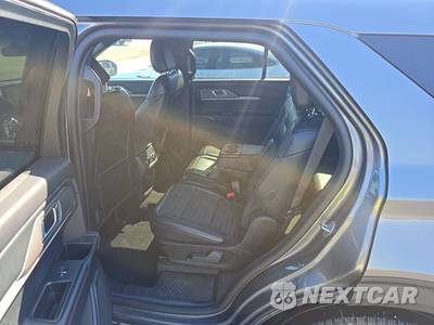 2025 Ford Explorer ST-Line - zdjęcie 13 z 29 - miniatura