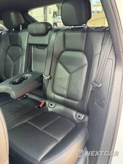 2015 Porsche Macan S - zdjęcie 11 z 44 - miniatura