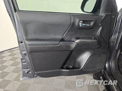 2023 Toyota Tacoma TRD Off-Road Crew Cab Medium Bed - zdjęcie 9 z 17 - miniatura
