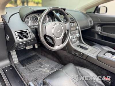 2013 Aston Martin V8 Vantage Convertible - zdjęcie 43 z 69 - miniatura