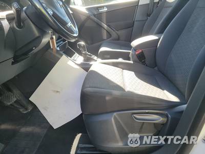2015 Volkswagen Tiguan S - zdjęcie 13 z 32 - miniatura
