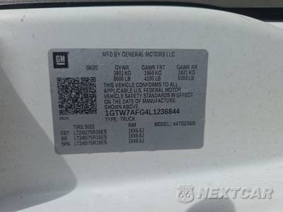 2020 GMC Savana 2500 Cargo Van 1WT 135.2" WB - zdjęcie 13 z 27 - miniatura