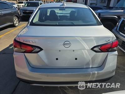 2024 Nissan Versa SV - zdjęcie 5 z 25 - miniatura