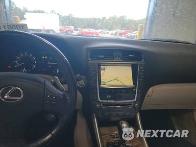 2010 Lexus IS 350C Convertible - zdjęcie 11 z 18 - miniatura