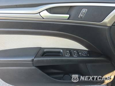 2019 Ford Fusion SE - zdjęcie 9 z 56 - miniatura