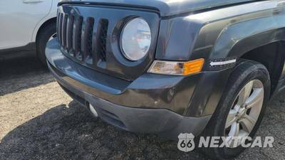 2017 Jeep Patriot Latitude - zdjęcie 28 z 31 - miniatura