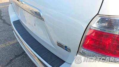 2012 Toyota Highlander Hybrid - zdjęcie 17 z 34 - miniatura