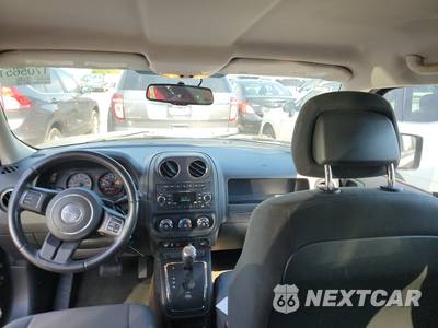 2017 Jeep Patriot Latitude - zdjęcie 11 z 31 - miniatura