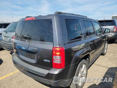 2017 Jeep Patriot Latitude - zdjęcie 4 z 31 - miniatura