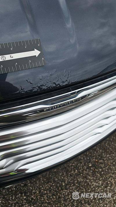 2013 Chrysler Town & Country Touring L 121.2" WB - zdjęcie 28 z 40 - miniatura