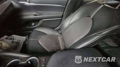 2022 Toyota Camry SE - zdjęcie 29 z 38 - miniatura