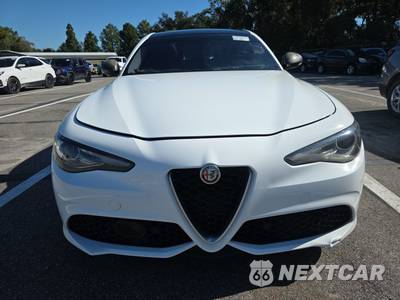 2018 Alfa Romeo Giulia Ti Sport - zdjęcie 2 z 28 - miniatura