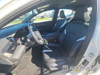 2025 Toyota Camry SE - zdjęcie 7 z 23 - miniatura