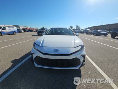 2025 Toyota Camry SE - zdjęcie 2 z 23 - miniatura