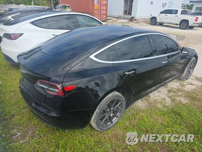 2018 Tesla Model 3 Long Range - zdjęcie 4 z 21 - miniatura