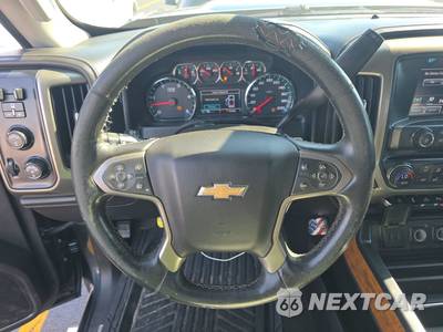 2017 Chevrolet Silverado 2500HD High Country Crew Cab Medium Bed - zdjęcie 10 z 23 - miniatura