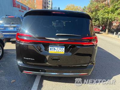 2025 Chrysler Pacifica Select 121.6" WB - zdjęcie 6 z 25 - miniatura