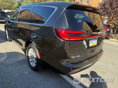 2025 Chrysler Pacifica Select 121.6" WB - zdjęcie 7 z 25 - miniatura