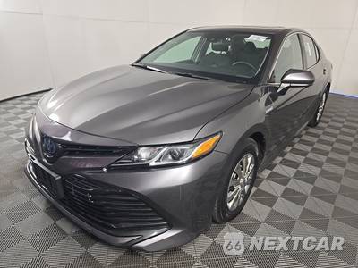 2019 Toyota Camry Hybrid LE - zdjęcie 1 z 17 - miniatura