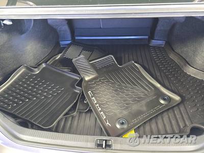 2019 Toyota Camry Hybrid LE - zdjęcie 17 z 17 - miniatura
