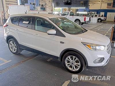 2019 Ford Escape SE - zdjęcie 3 z 32 - miniatura