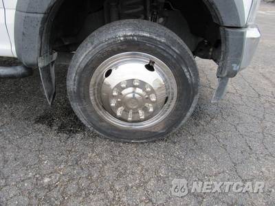 2020 Ford Super Duty F-550 Cab Chassis XL Crew Cab DRW - zdjęcie 9 z 42 - miniatura