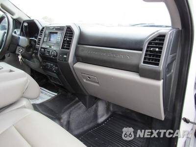 2020 Ford Super Duty F-550 Cab Chassis XL Crew Cab DRW - zdjęcie 14 z 42 - miniatura