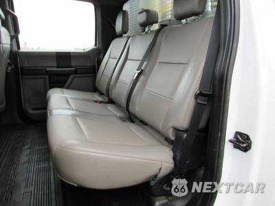 2020 Ford Super Duty F-550 Cab Chassis XL Crew Cab DRW - zdjęcie 29 z 42 - miniatura