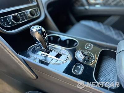 2017 Bentley Bentayga First Edition W12 - zdjęcie 29 z 73 - miniatura