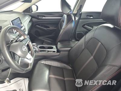 2025 Nissan Altima SR - zdjęcie 7 z 18 - miniatura
