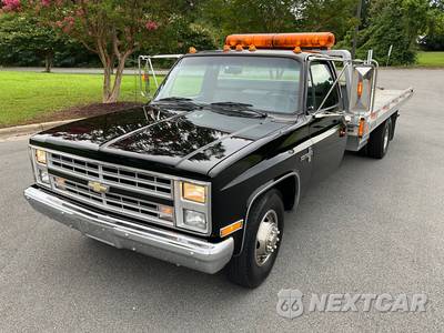 1988 Chevrolet R3500 Cab Chassis - zdjęcie 4 z 81 - miniatura