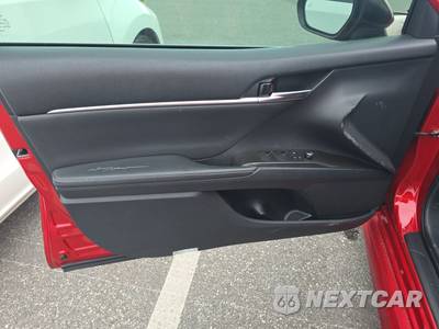 2021 Toyota Camry XSE - zdjęcie 9 z 23 - miniatura