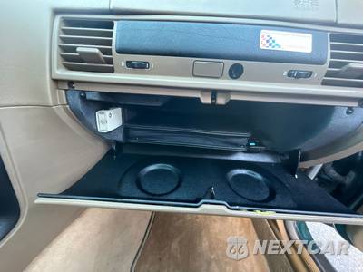 1995 BMW 3 Series Coupe 325is - zdjęcie 32 z 42 - miniatura