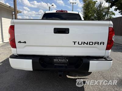 2020 Toyota Tundra TRD Pro Crew Cab Short Bed - zdjęcie 24 z 72 - miniatura