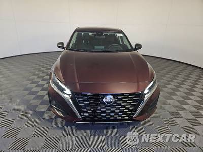2024 Nissan Altima SV - zdjęcie 2 z 17 - miniatura