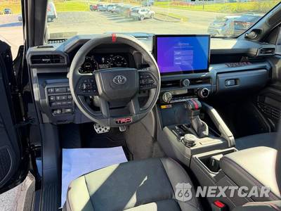 2026 Toyota 4Runner i-FORCE MAX TRD Pro - zdjęcie 4 z 6 - miniatura